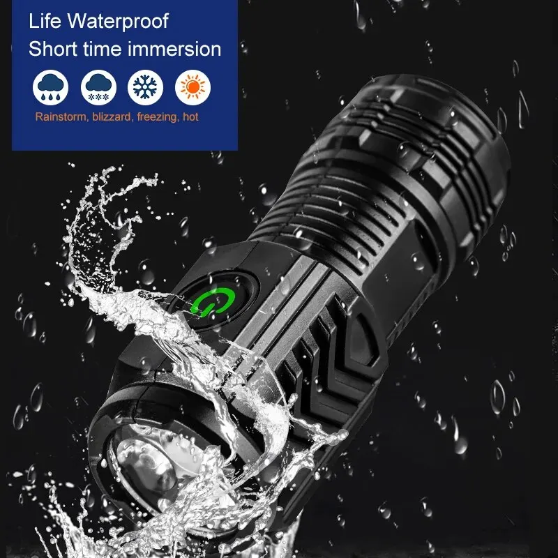 Mini Torcia Portatile a 3 LED, - Outdoor Adventure Trips recensione e prezzo